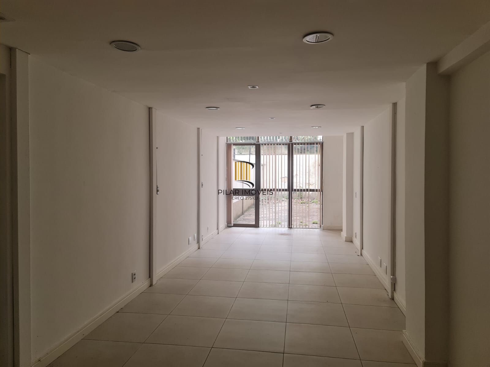 Excelente sala comercial no coração do bairro Bom Fim.