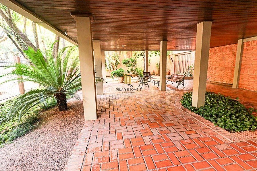 Excelente apartamento de 3 dormitórios , uma suíte , próximo ao Grêmio Náutico União de Petrópolis,