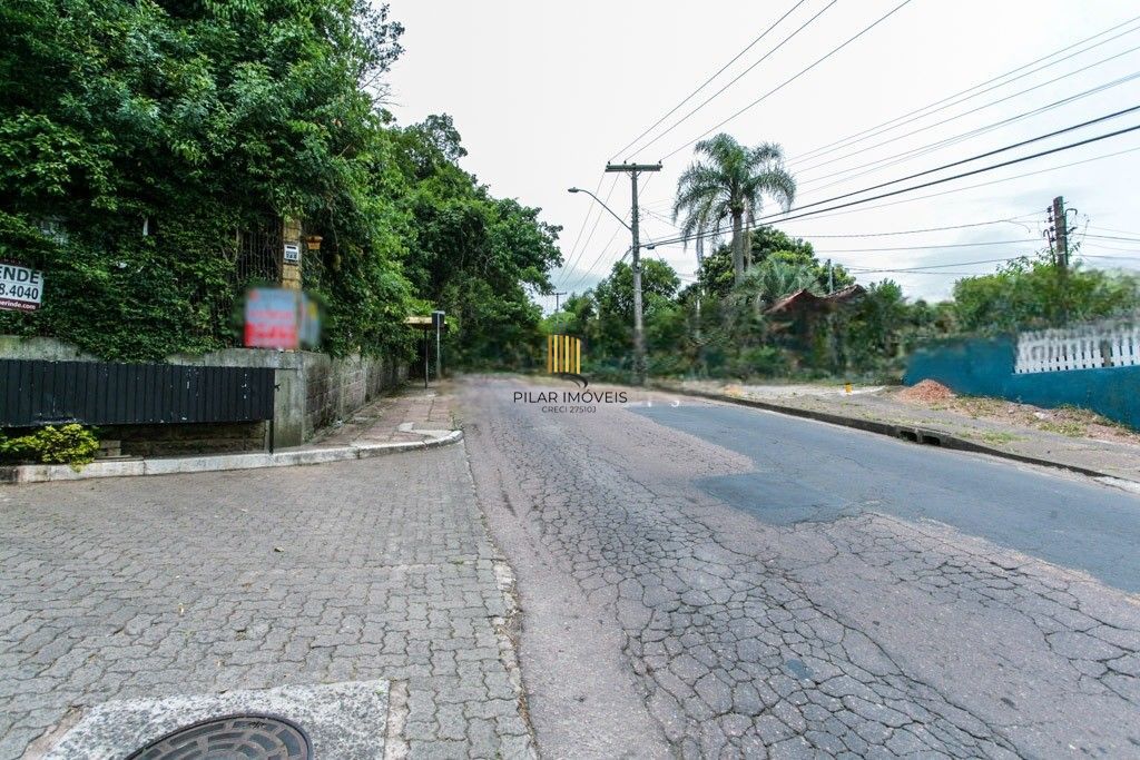 Casa de Condomínio 3 dormitórios no bairro Lomba do Pinheiro