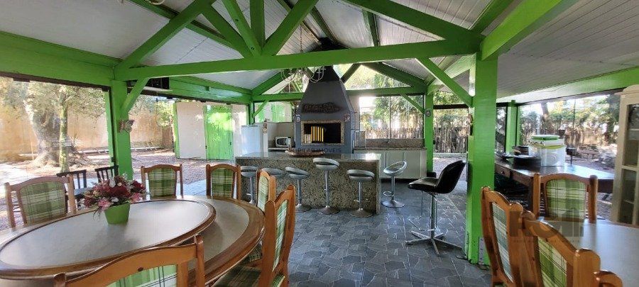 Venda Casa maravilhosa em terreno de 8.125m² com acesso ao Rio Guaiba,  na Estrada Retiro da Ponta Grossa - Porto Alegre