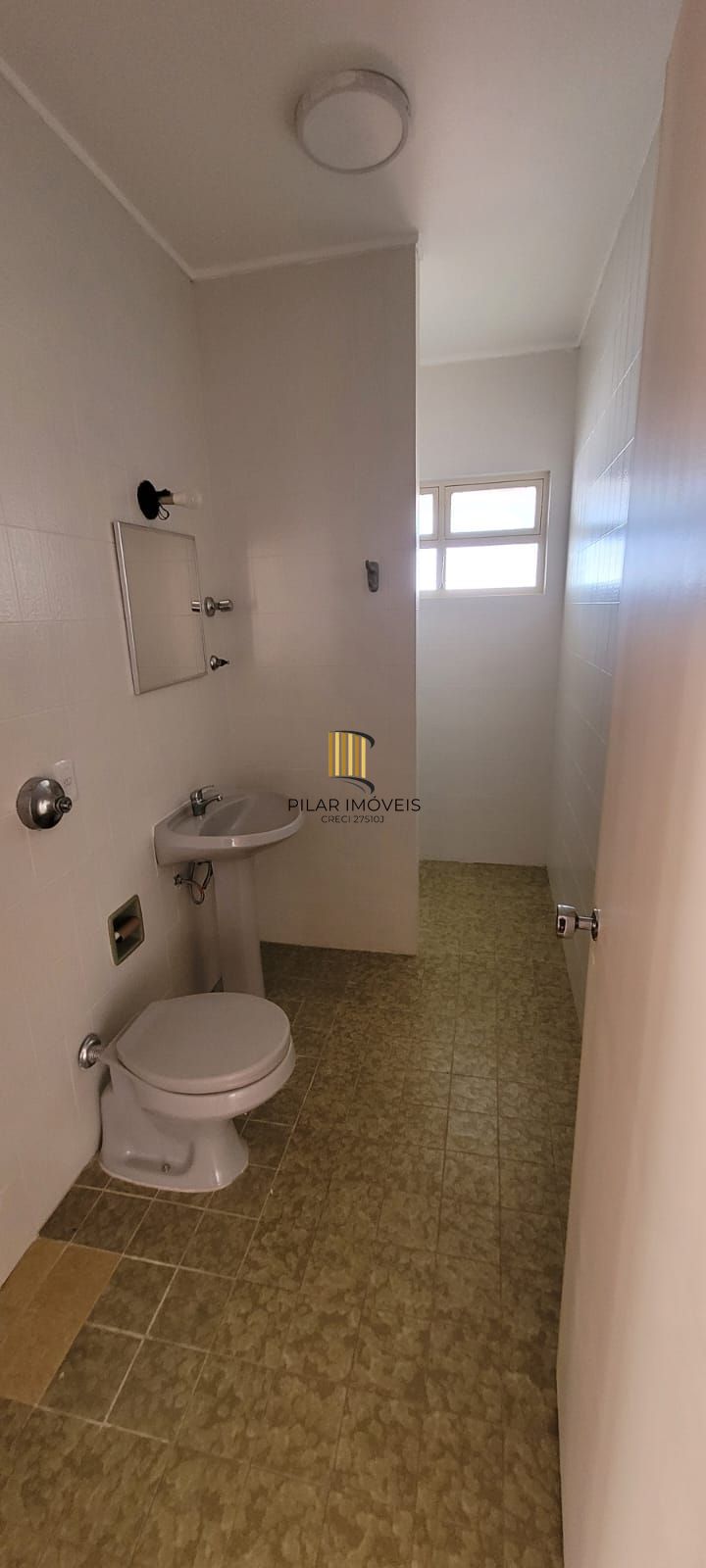 VENDA APARTAMENTO 3 DORMITÓRIOS, SUITE, GARAGEM, ELEVADOR, VISTA, EXCELENTE ORIENTAÇÃO SOLAR, BAIRRO RIO BRANCO JUNTO AO BOM FIM