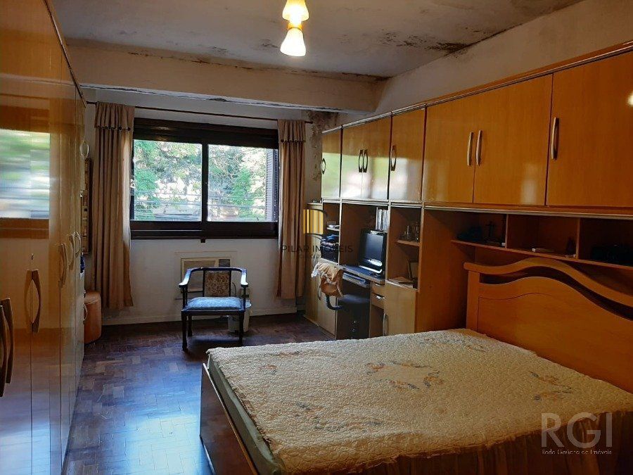 Casa para Venda - 136.6m², 4 dormitórios, 2 vagas - Rio Branco