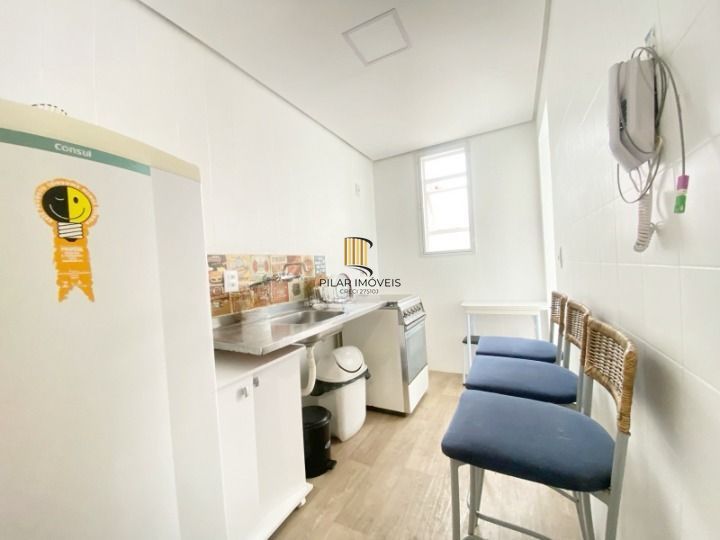 Kitinete34,30m2 priv. Av. Independência,prox.Hospital Sta. Casa