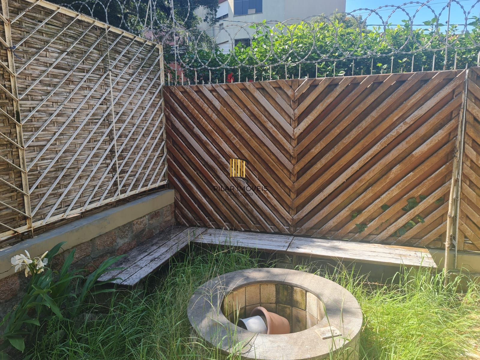 Casa em condominio no bairro Cristal