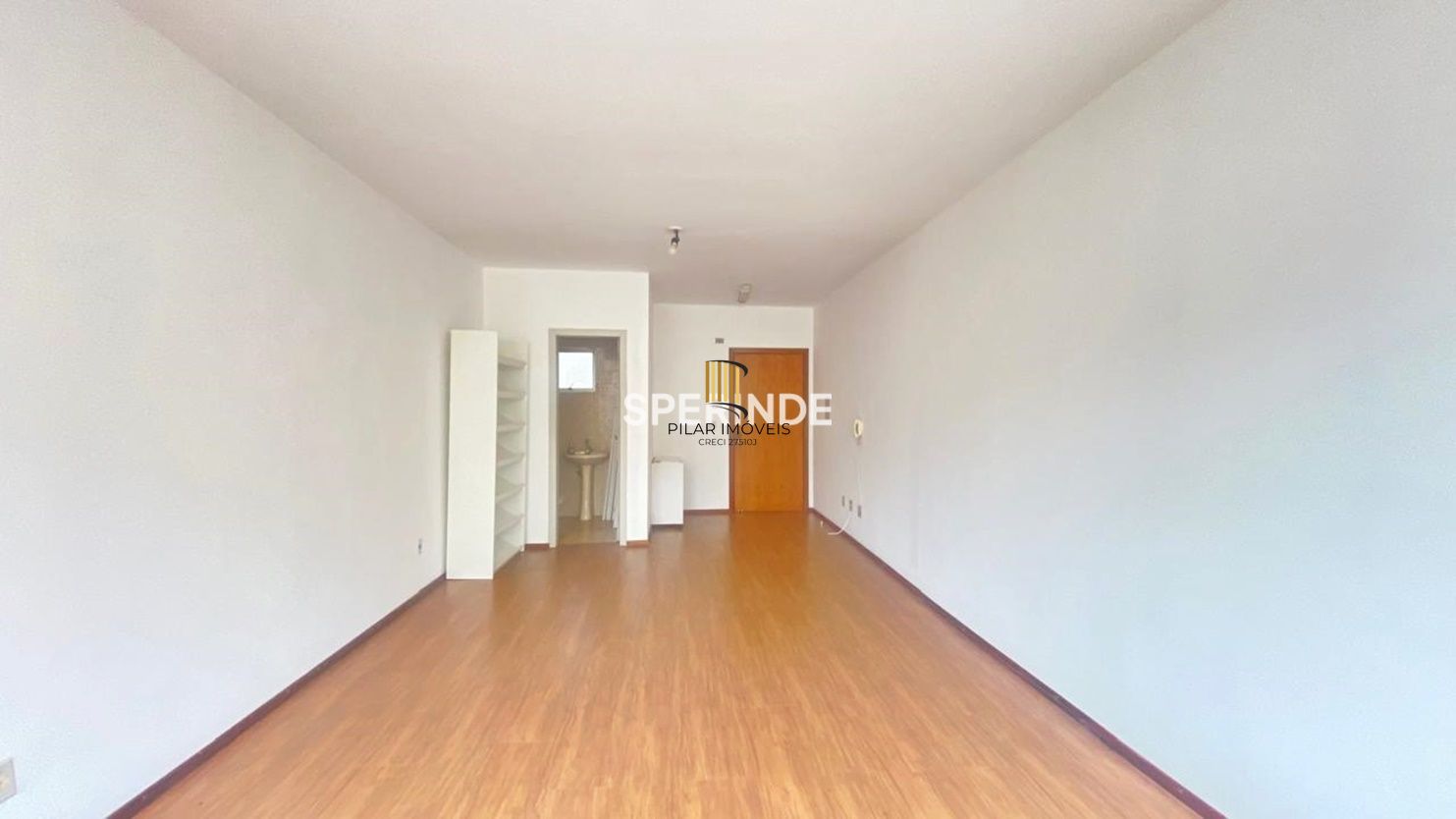 Sala Comercial 1 dormitório no bairro Floresta