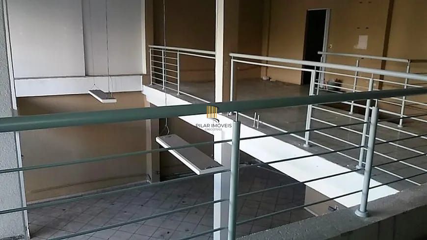 Prédio Comercial 3 dormitórios no bairro São João