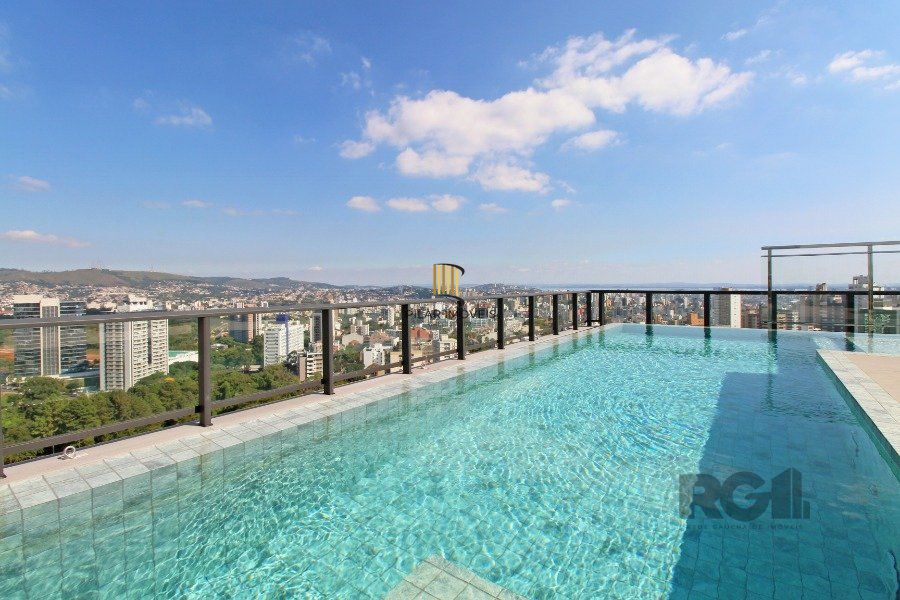 Apartamento para Venda - 29m², 1 quarto, 1 vaga - Petrópolis
