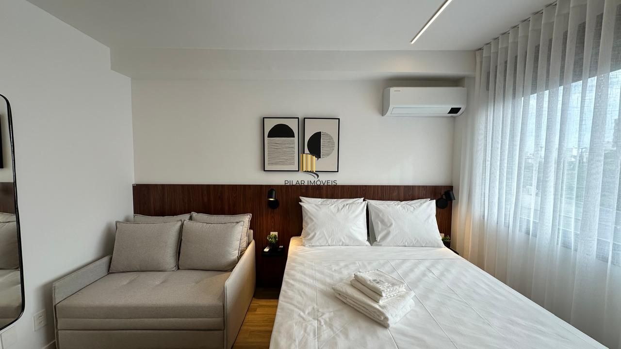 Loft de 26 m² no Skyline Parque Moinhos - 15º andar.