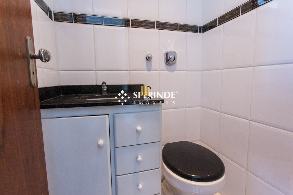 Excelente casa , com 126m2 de área privativa no Bairro Vila Floresta