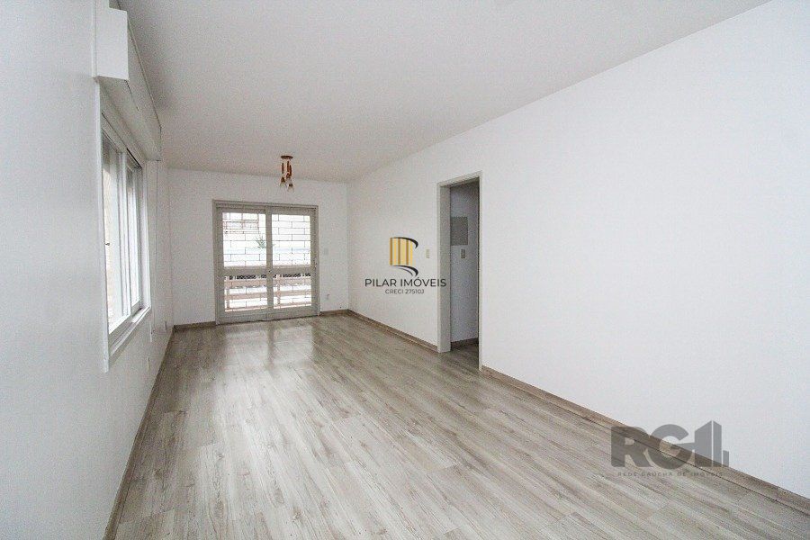 Apartamento 2 dormitórios no bairro Santa Cecília