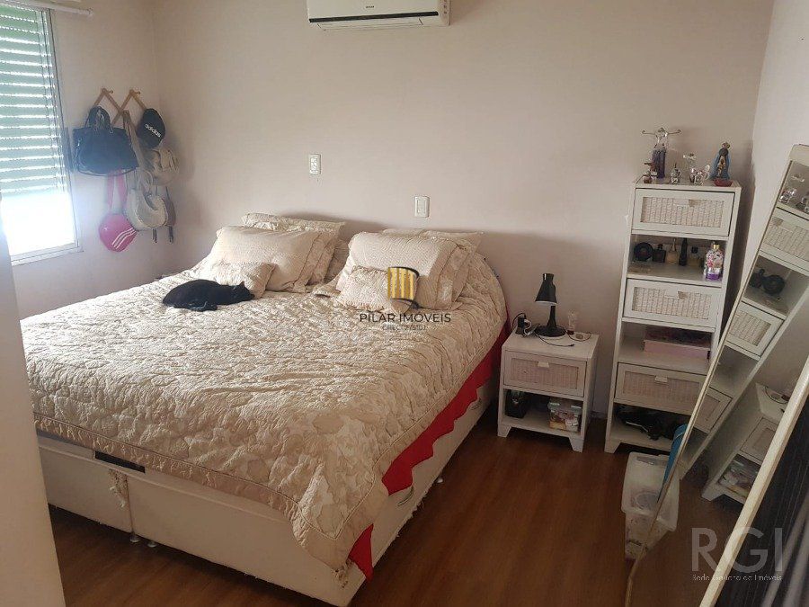 Casa para Venda - 200m², 4 dormitórios, sendo 1 suites, 4 vagas - Santa Tereza