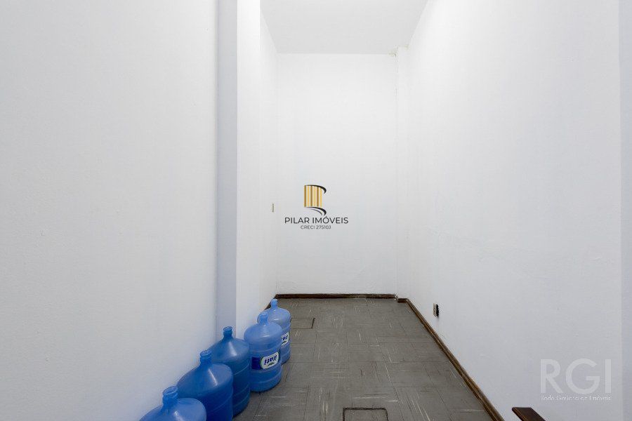 Predio para Venda - 2203.23m², 0 dormitórios, 30 vagas - São João