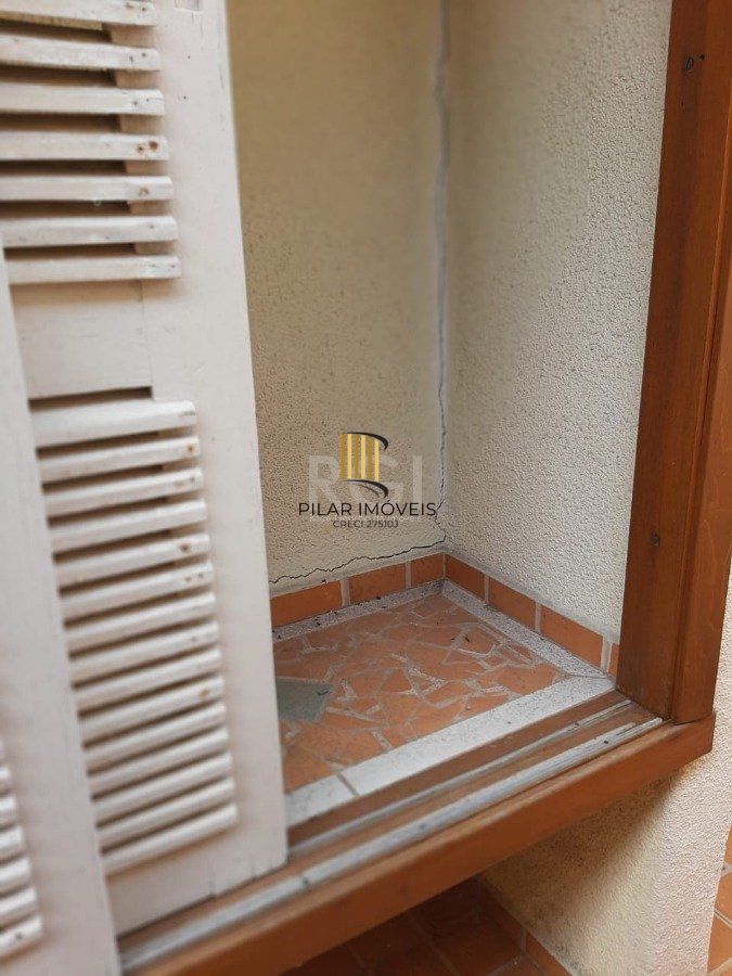Casa para Venda - 150m², 3 dormitórios, sendo 1 suites, 4 vagas - Floresta