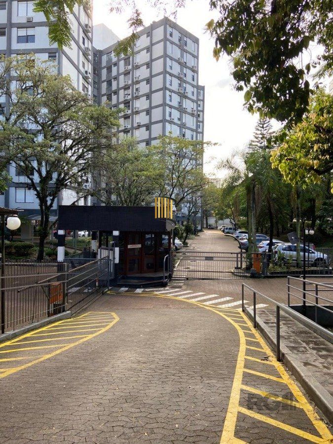 APARTAMENTO  2 DORMITÓRIO TOTALMENTE REFORMADO  NA ANITA  GARIBALDI