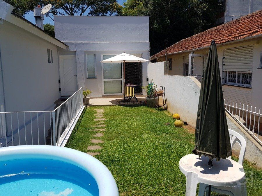 Casa para Venda - 200m², 4 dormitórios, sendo 1 suites, 4 vagas - Santa Tereza