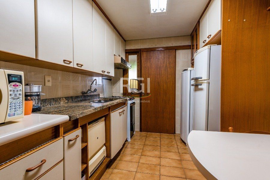 Apartamento para Venda - 135.5m², 3 dormitórios, sendo 1 suites, 2 vagas - Rio Branco