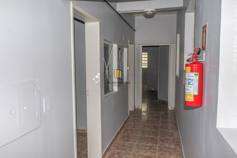 Venda Prédio no Centro Histórico, com aproximadamente 500m² privativos na  Rua dois Andradas