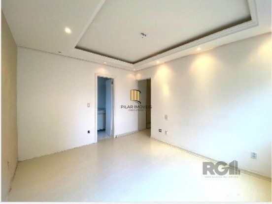 Venda apartamento com 3 dormitórios, 1 suíte e 2 vagas de garagem  lareira e churrasqueira Jardum Itu  Porto Alegre