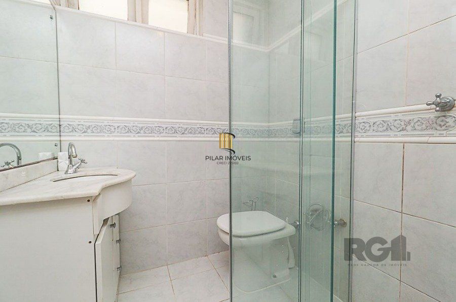 Apartamento de 2 Dormitórios no bairro Auxiliadora, próximo a Plínio Brasil Milano ,  com 1 vaga,