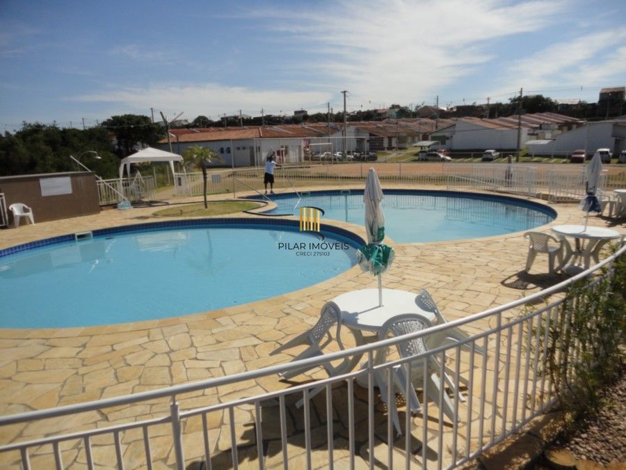 Casa para Venda - 51m², 2 dormitórios, sendo 1 suites, 1 vaga - Passo Do Feijó