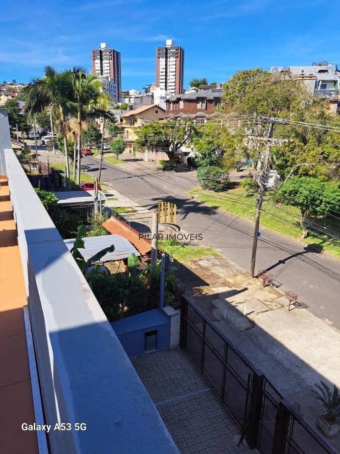 CASA MISTA NA JOSE GERTUM COM 379M2 E 170 LOCAVEL