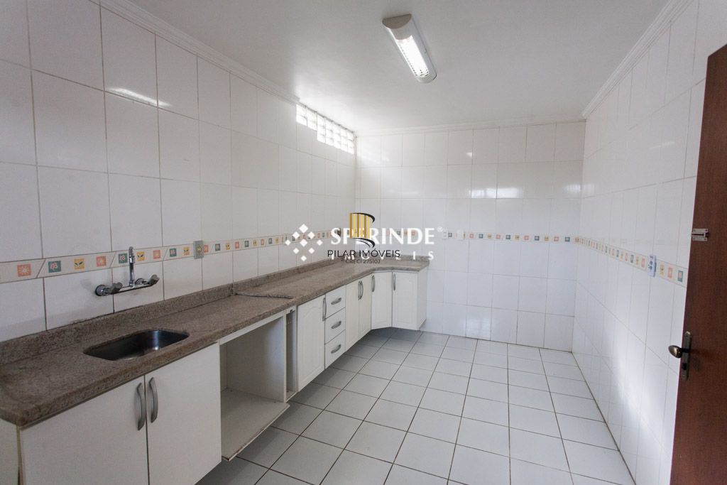 Excelente casa , com 126m2 de área privativa no Bairro Vila Floresta