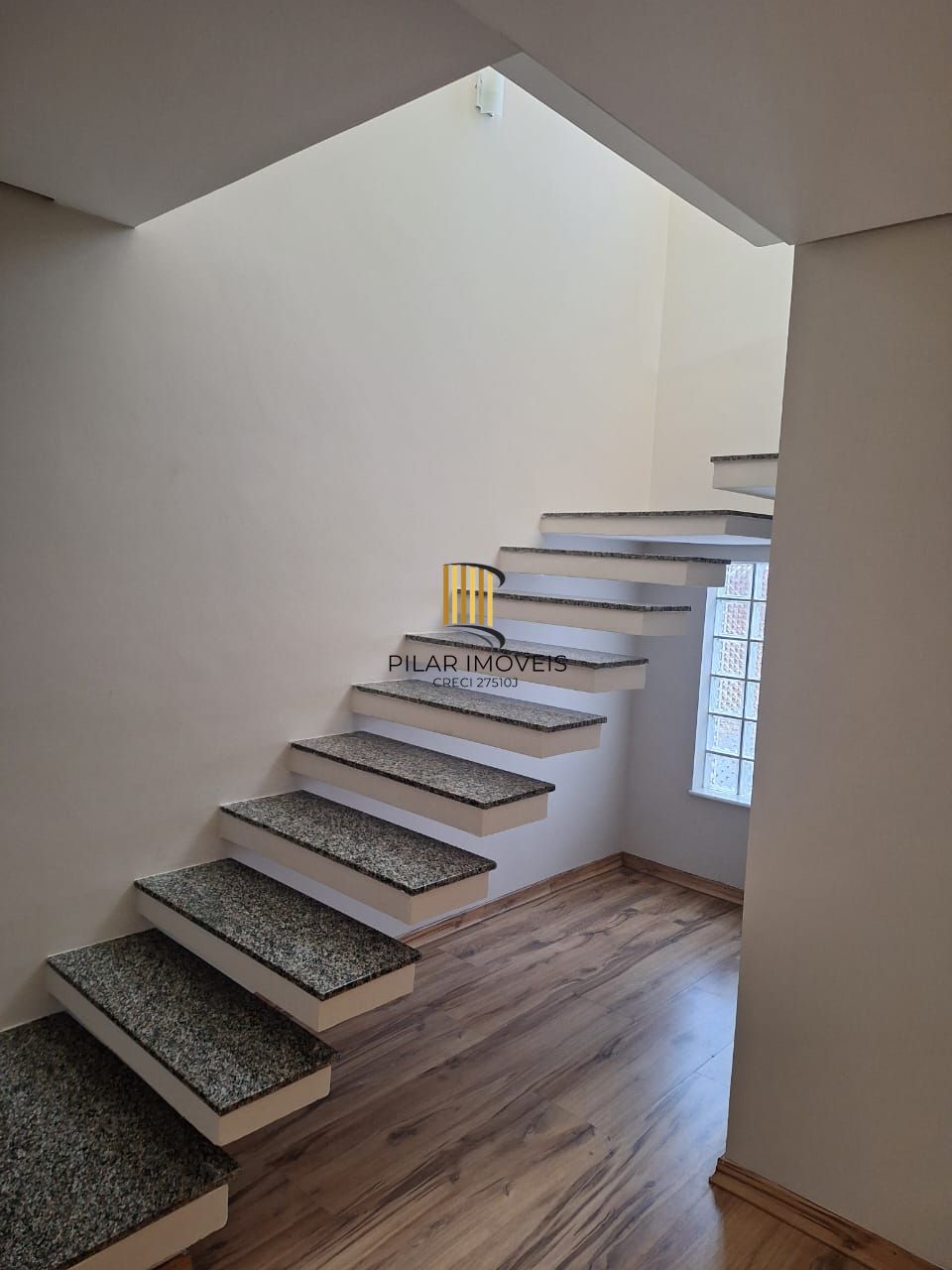 Excelente apto.211,45m2 priv. no B. Vila Jardim, 03 dorm, suite, 2vaga