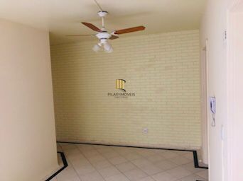 Apto. 59,82 m2 02 dorms. com sacadas, a.serv. amplo living, na Lucas de Oliveira, Petrop.