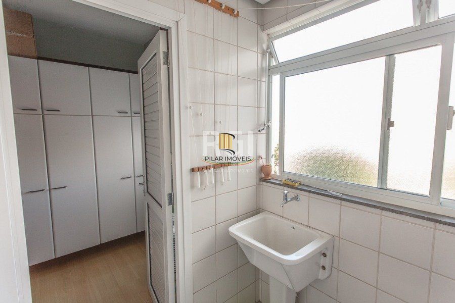 Apartamento para Venda - 122m², 3 dormitórios, 2 vagas - Petrópolis