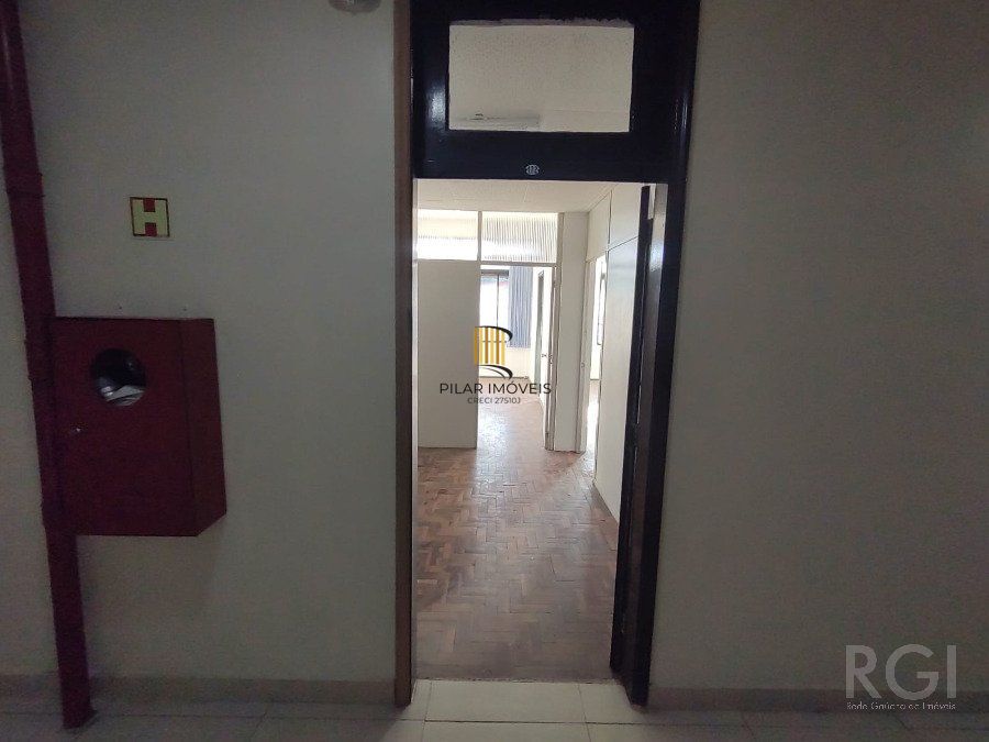 Conjunto/Sala para Venda - 61m², 0 dormitórios, Centro Histórico