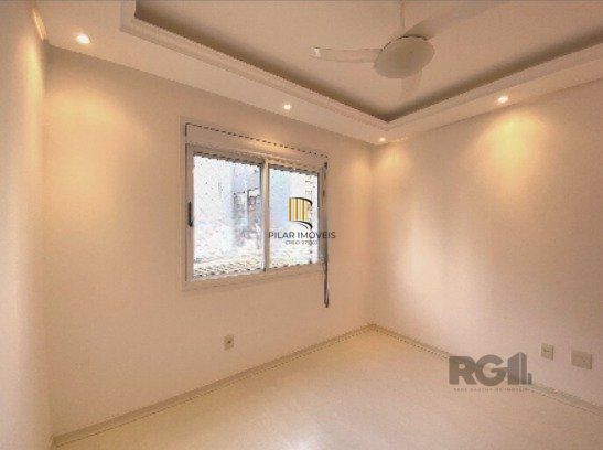 Venda apartamento com 3 dormitórios, 1 suíte e 2 vagas de garagem  lareira e churrasqueira Jardum Itu  Porto Alegre