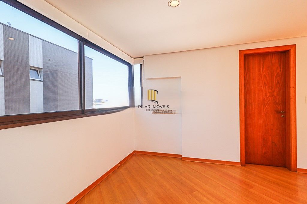VENDA APARTAMENTO NA EÇA DE QUEIROZ,  2 DORM CHURRASQUEIRA, GARAGEM PETRÓPOLIS