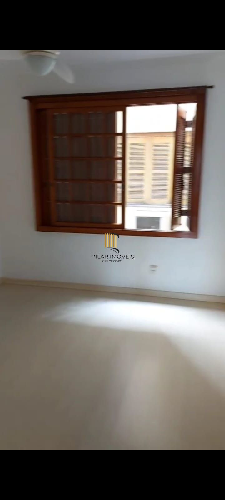 Bom apartamento de 2 dorm com uma vaga