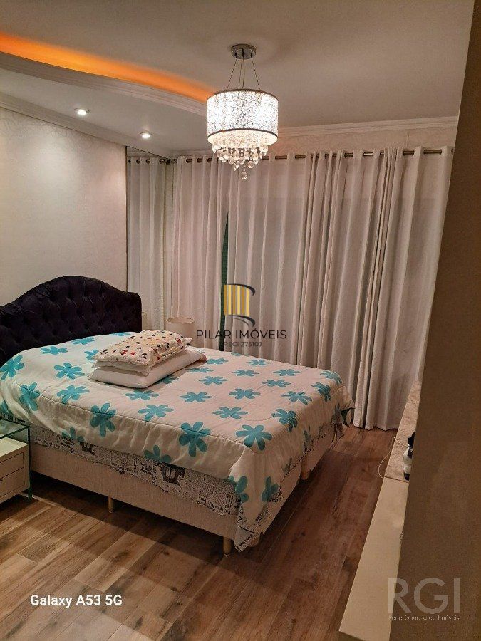 CASA 4 SUITES CONDOMÍNIO FECHADO