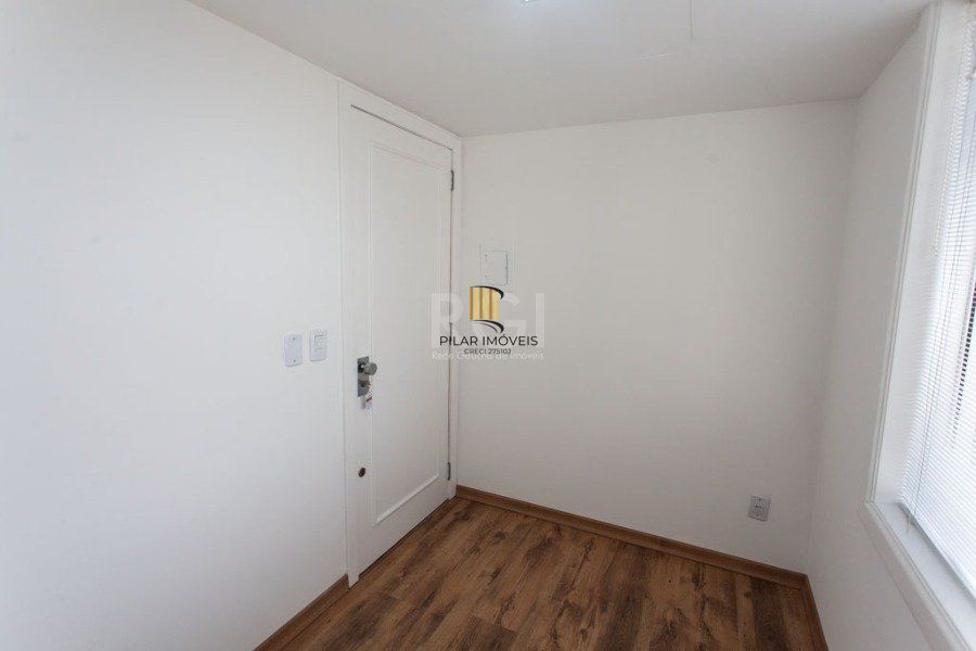 Conjunto/Sala para Venda - 32.7m²,  1 vaga - Floresta