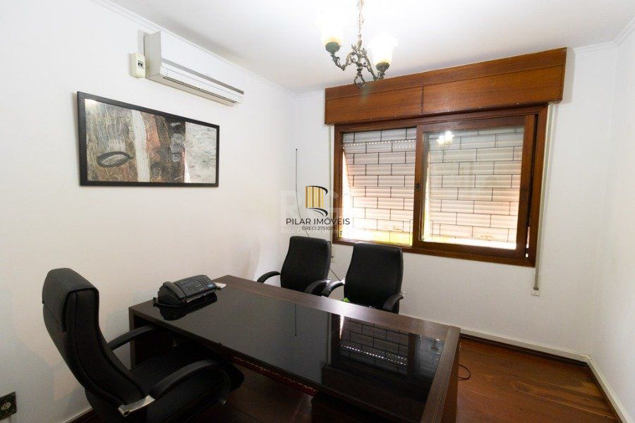 Casa para Venda - 500m², 4 dormitórios, sendo 1 suites, 5 vagas - Boa Vista