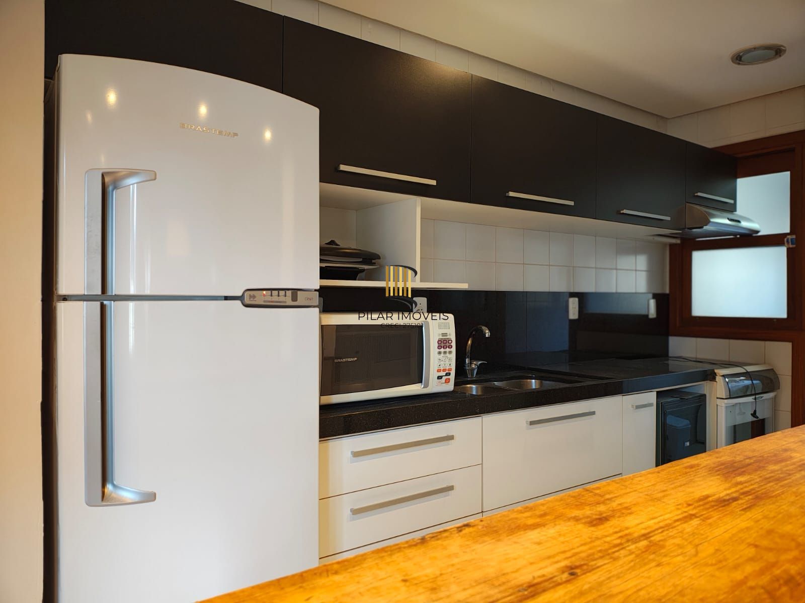 Apartamento Av Guaporé, 2 dormitórios, 2 vagas, churrasqueira