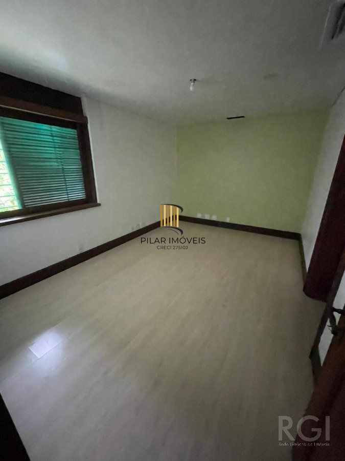 Casa 5 Dormitório(s) Bairro Vila Assunção