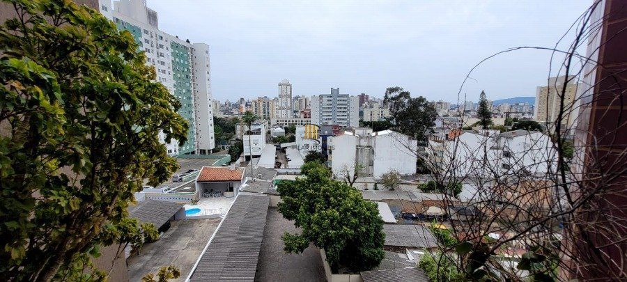 Apartamento a venda 2 dormitórios com churrasqueira, 1 suite, elevador e garagem,  bairro Santana, Porto Alegre RS
