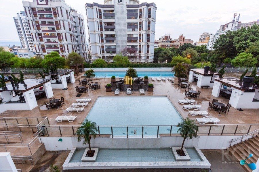 Apartamento com 1 dormitório Garagem e Elevador à venda na Boa Vista Porto Alegre RS