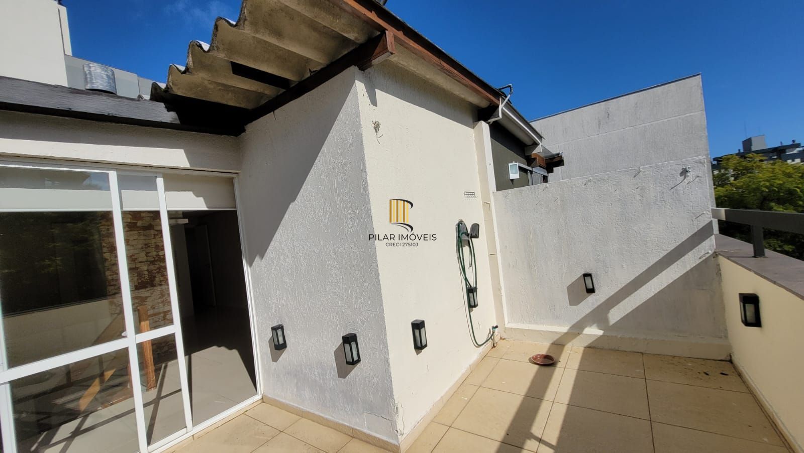 VENDA COBERTURA NO MONT SERRAT 2 DORM com 94m² privativos