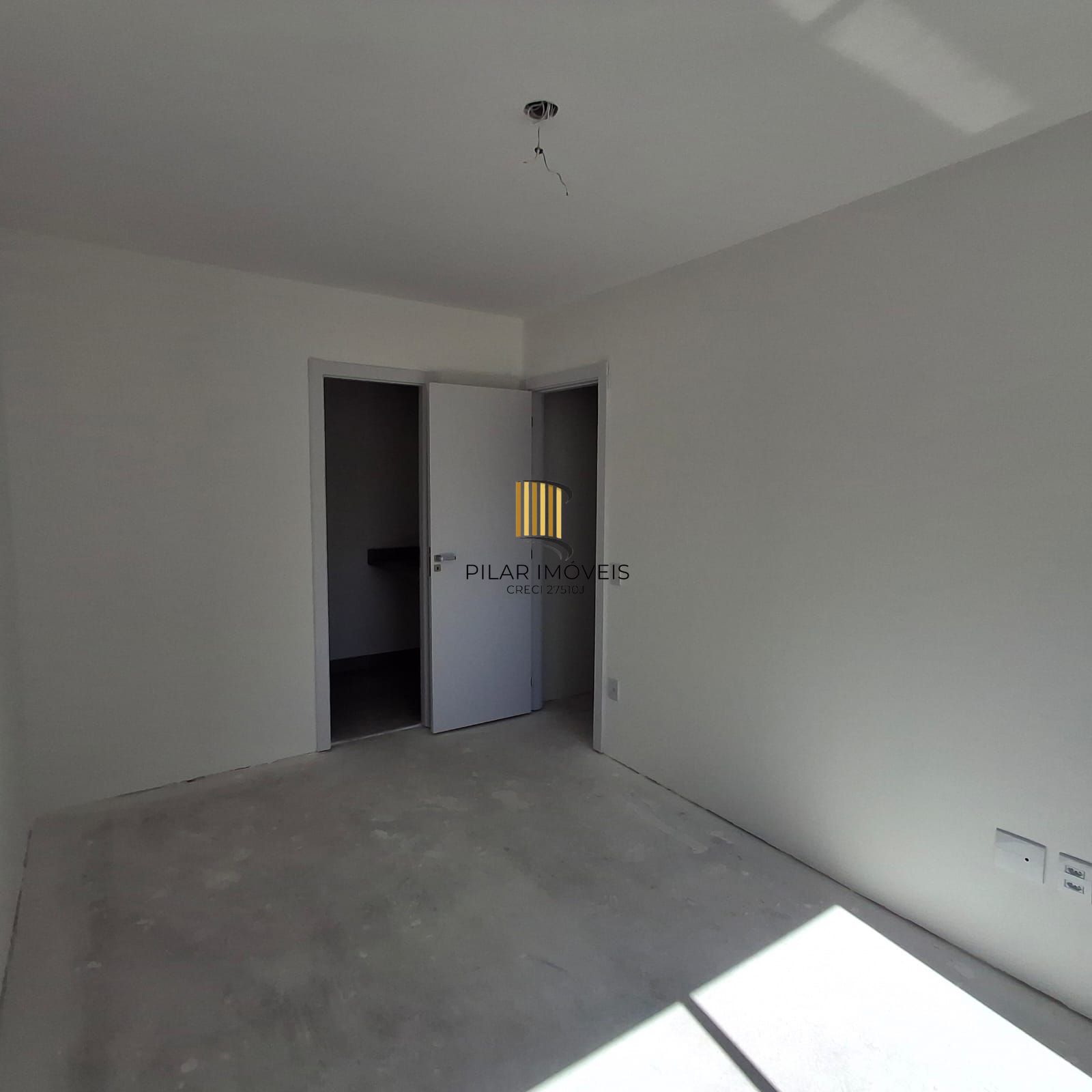 Apartamento para Venda - 69.96m², 2 dormitórios, sendo 2 suites, 1 vaga - Moinhos de Vento