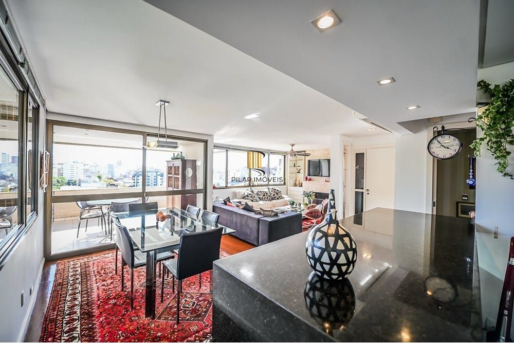 Lindo apto. de frente, no bairro Higienópolis, com 150,34 m2 de área privativa, semimobiliado