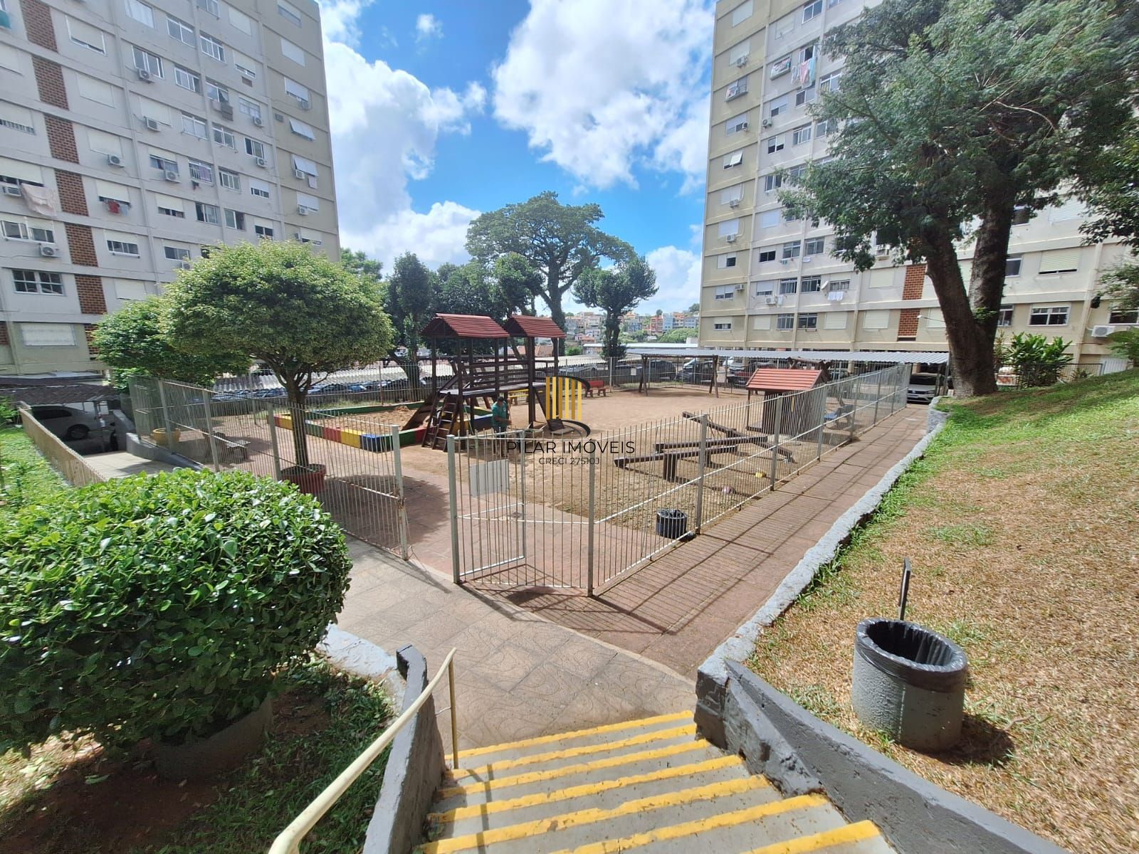 Apto  O. Pereira, Azenha 56,12 m2 de área priv térreo frente 02 dorms