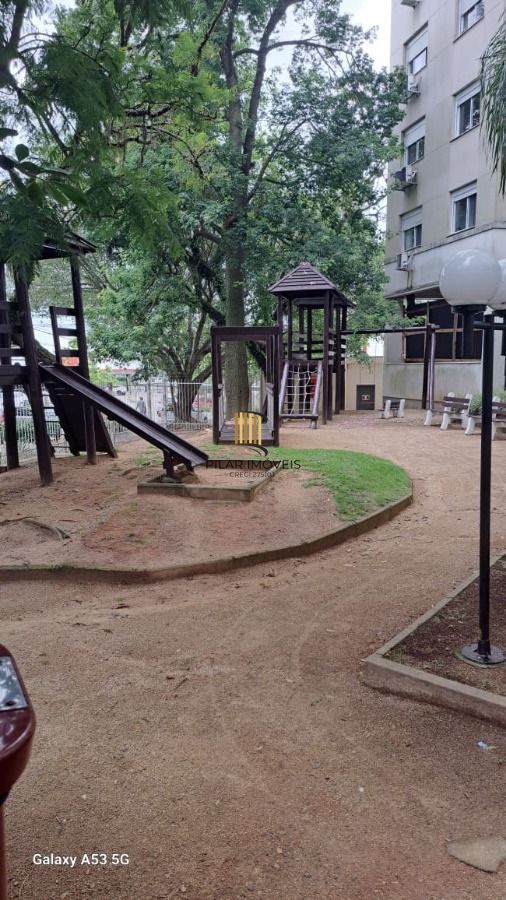 APARTAMENTO SEMI MOBILIADO NO COND. TERRA NOVA