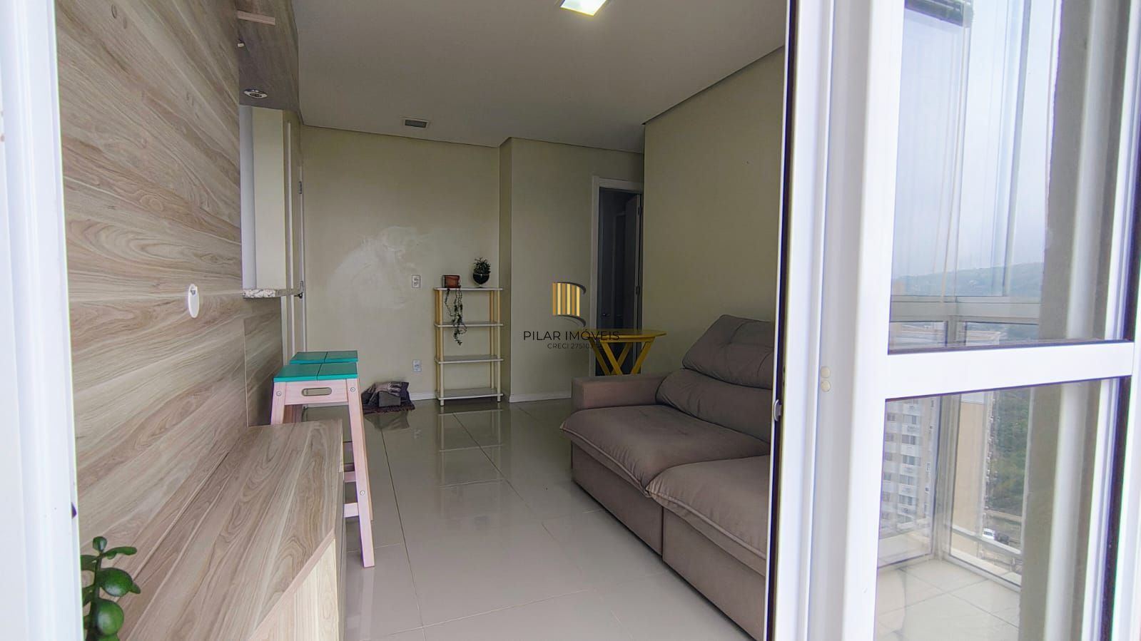 Apartamento de 61 m², com 2 dormitórios, 2 banheiros e 1 vaga no bairro Protásio Alves, Porto Alegre