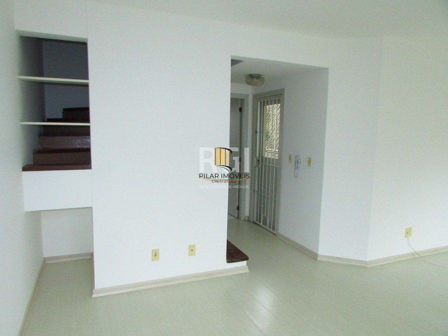 Casa Condominio para Venda - 116m², 3 dormitórios, sendo 1 suites, 2 vagas - Cristal