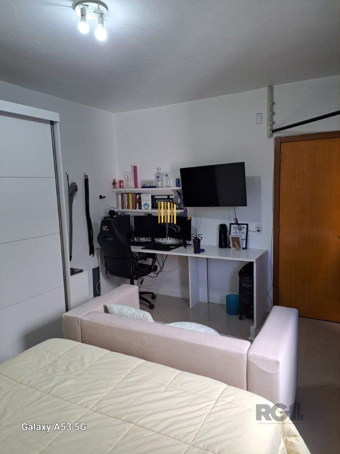 CASA MISTA NA JOSE GERTUM COM 379M2 E 170 LOCAVEL