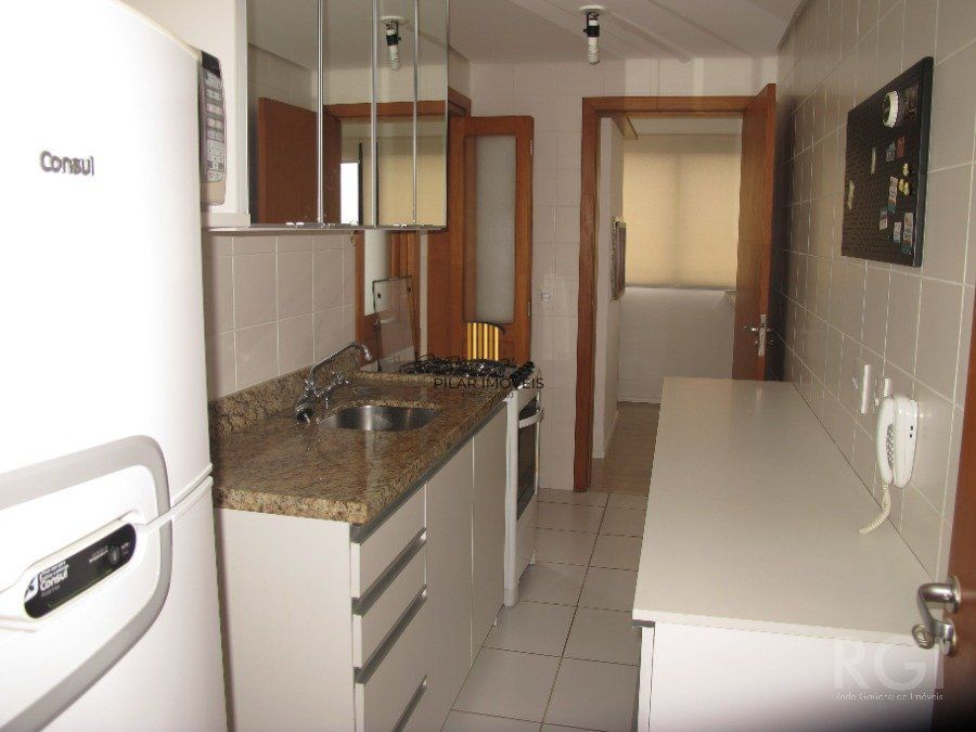 Apartamento de 2 quartos, suite, 2 vagas, vista, à venda Avenida Protásio Alves, Petrópolis - Porto Alegre