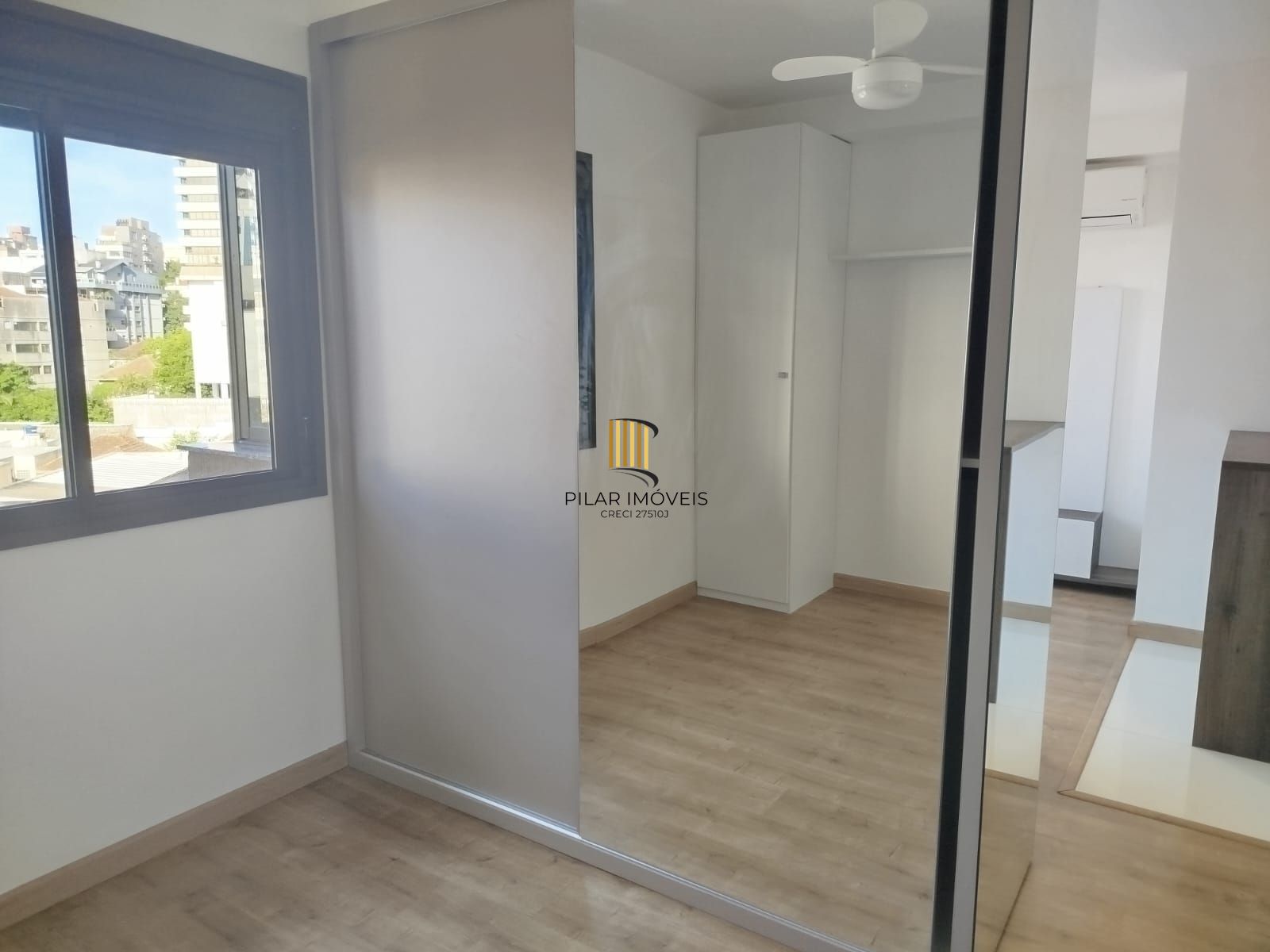 BLACK FRIDAY - Ótimo apartamento de 1 dormitório perto do Parcão, com elevador e vaga coberta. Prédio com academia, lavanderia e salão de festas.